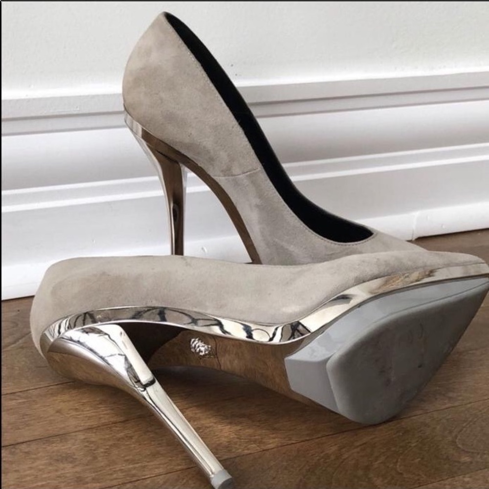 Versace Heels 100% authentic